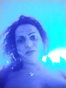 fabiolabarros online show from June 30, 2026, 4:56 am