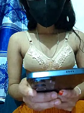 maya-Couple19 online show from December 3, 2025, 6:18 pm