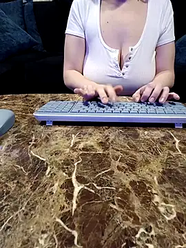 Snapshot of Jeannie_69_andahalf chatting on February 2, 2026, 1:04 am Jeannie 69 andahalf online show from February 2, 2026, 1:04 am