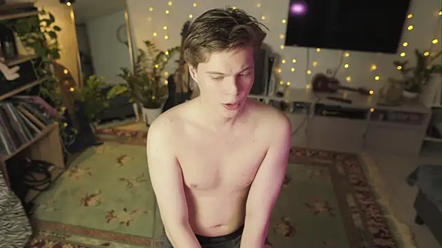 Snapshot of RusBradPitt chatting on March 3, 2026, 4:14 pm RusBradPitt online show from March 3, 2026, 4:14 pm