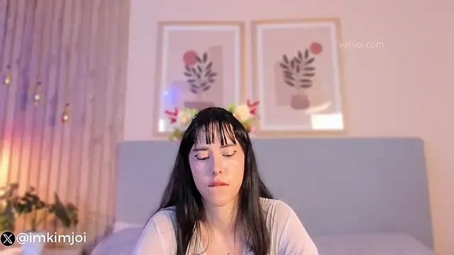 KiimJoi online show from April 1, 2026, 1:41 pm