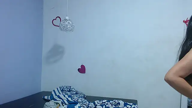 onixandghosty1 online show from September 13, 2025, 7:03 pm