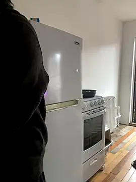 inked nekoo online show from November 16, 2025, 6:12 pm