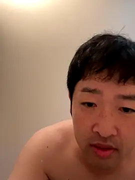 shin0689 online show from October 20, 2025, 9:48 pm