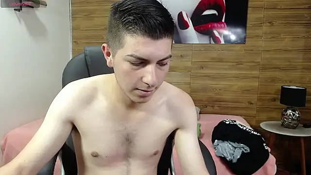 taner king online show from October 2, 2025, 3:10 am