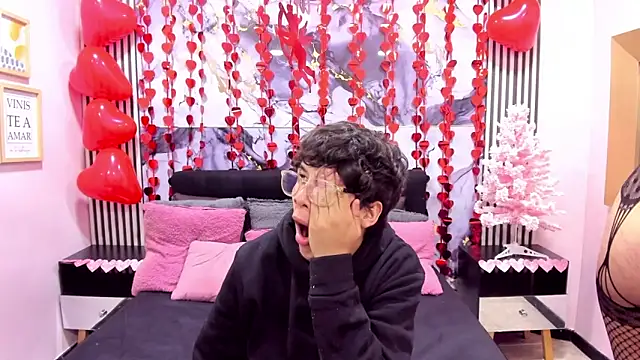 Snapshot of Desire_Ecstasy chatting on February 7, 2026, 3:14 am Desire Ecstasy online show from February 7, 2026, 3:14 am