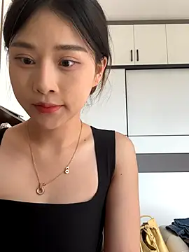 Alissa AA online show from September 24, 2025, 8:21 am