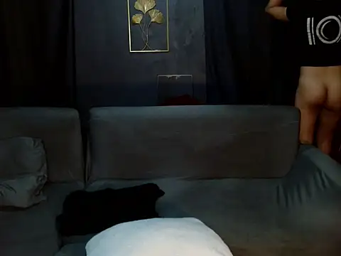 hugesignificant 69 online show from February 9, 2026, 7:17 am