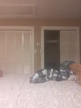 Snapshot of Gearsuit chatting on February 15, 2026, 6:07 pm Gearsuit online show from February 15, 2026, 6:07 pm