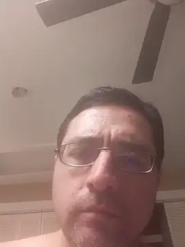 Snapshot of Gearsuit chatting on February 16, 2026, 7:29 am Gearsuit online show from February 16, 2026, 7:29 am