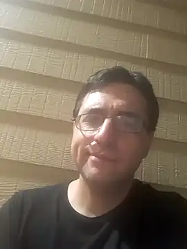 Snapshot of Gearsuit chatting on September 27, 2025, 8:42 am Gearsuit online show from September 27, 2025, 8:42 am