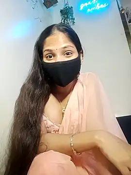 TheSassyGirl7 online show from September 18, 2025, 5:38 pm