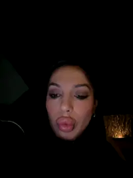 Bella Vixen  online show from November 6, 2025, 8:02 pm