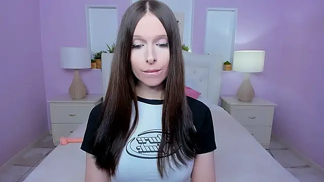 dark k1tty online show from April 3, 2026, 6:47 pm