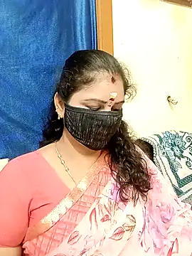 Snapshot of sushma26 chatting on November 18, 2025, 7:55 am sushma26 online show from November 18, 2025, 7:55 am