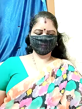 Snapshot of sushma26 chatting on April 18, 2026, 7:18 pm sushma26 online show from April 18, 2026, 7:18 pm