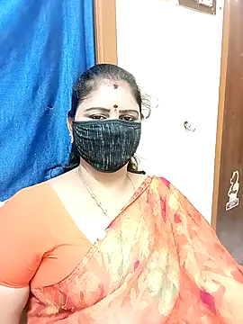 Snapshot of sushma26 chatting on November 9, 2025, 11:58 am sushma26 online show from November 9, 2025, 11:58 am