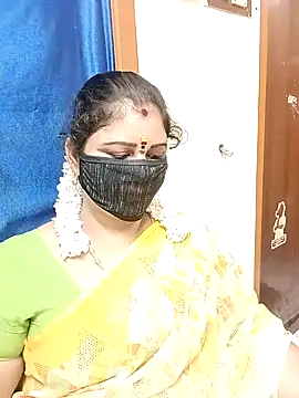 Snapshot of sushma26 chatting on November 21, 2025, 5:12 pm sushma26 online show from November 21, 2025, 5:12 pm