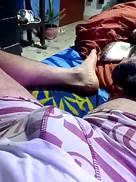 QJHoElyking online show from October 16, 2025, 6:54 am