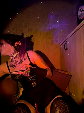 n1ghtcloud online show from October 24, 2025, 5:45 pm