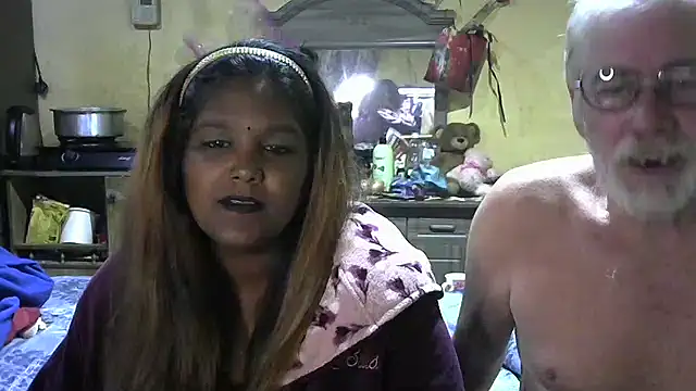 crazyloverstasmike online show from October 15, 2025, 7:22 pm