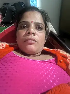 Snapshot of Setty54 chatting on November 18, 2025, 7:17 pm Setty54 online show from November 18, 2025, 7:17 pm