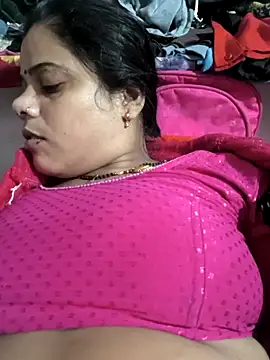 Snapshot of Setty54 chatting on October 31, 2025, 4:36 pm Setty54 online show from October 31, 2025, 4:36 pm