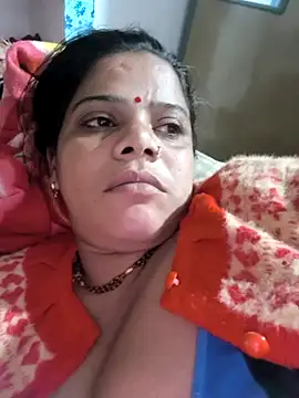 Snapshot of Setty54 chatting on November 19, 2025, 8:31 pm Setty54 online show from November 19, 2025, 8:31 pm