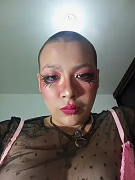 Cherry vald online show from February 6, 2026, 12:12 pm