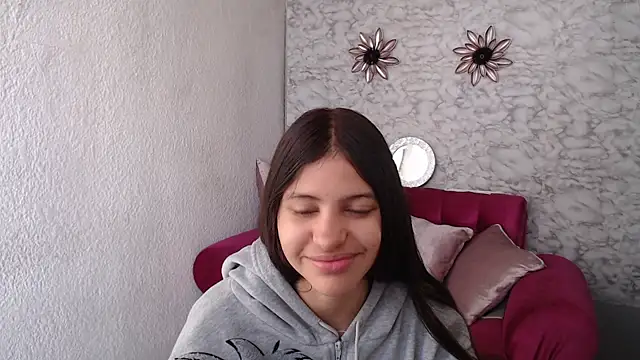 Evagirl69 online show from February 10, 2026, 12:15 pm