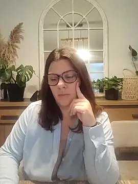 Aambre95Esexy online show from October 17, 2025, 7:11 am