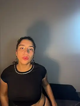 Souphicherry online show from April 16, 2026, 1:50 am