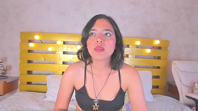 thalia888  online show from October 4, 2025, 7:15 pm