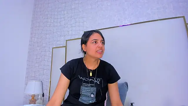 thalia888  online show from January 9, 2026, 8:27 pm