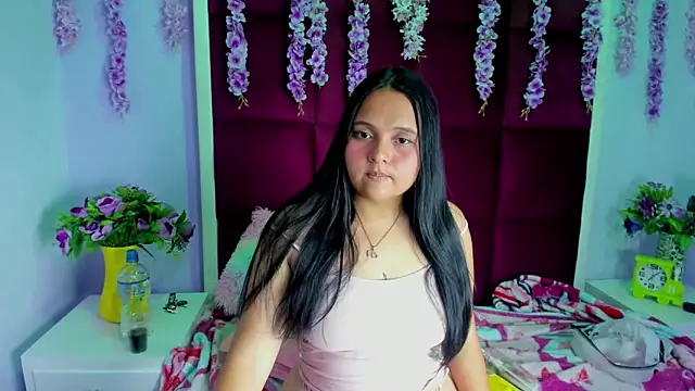 Lilith DeepThroat online show from October 29, 2025, 4:39 pm