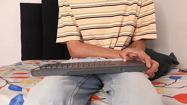 alexmark  online show from March 2, 2026, 5:31 pm