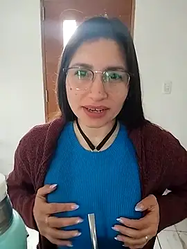 LolatuMiel online show from November 20, 2025, 1:23 pm