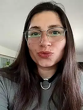 LolatuMiel online show from September 12, 2025, 2:17 pm