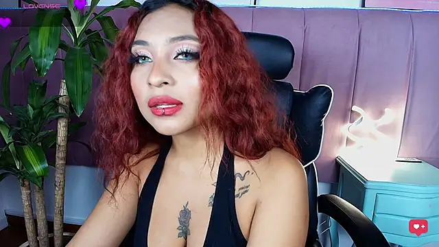 Naiaa Cruz online show from February 23, 2026, 7:58 pm