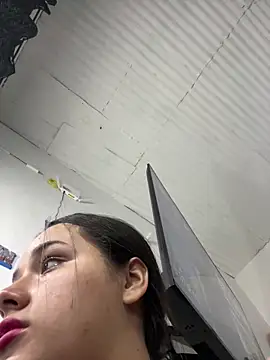 Snapshot of Luciaparker03 chatting on February 17, 2026, 1:47 am Luciaparker03 online show from February 17, 2026, 1:47 am