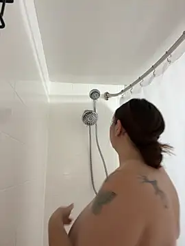 marcylove online show from October 3, 2025, 9:05 pm