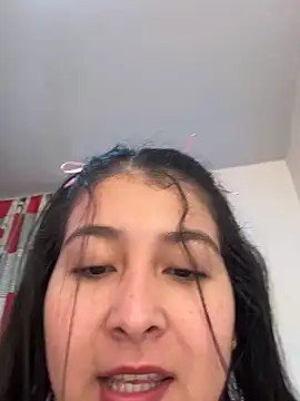 evelyn 1702 online show from October 13, 2025, 8:32 pm