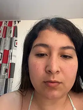 evelyn 1702 online show from November 25, 2025, 10:43 pm