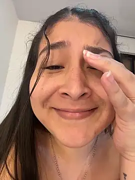 evelyn 1702 online show from March 19, 2026, 7:58 pm