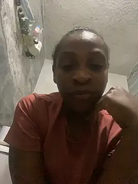 Snapshot of Rozanna_here chatting on September 18, 2025, 3:42 am Rozanna here online show from September 18, 2025, 3:42 am