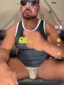 jack jay0103 online show from May 24, 2026, 12:05 pm