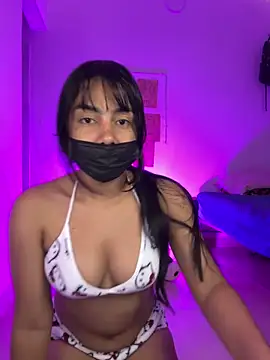 Kyra  Rose online show from May 28, 2026, 5:04 am