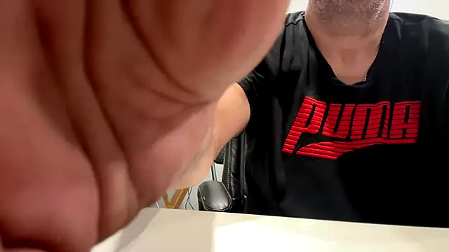 frankyjones8989 online show from October 20, 2025, 3:19 am