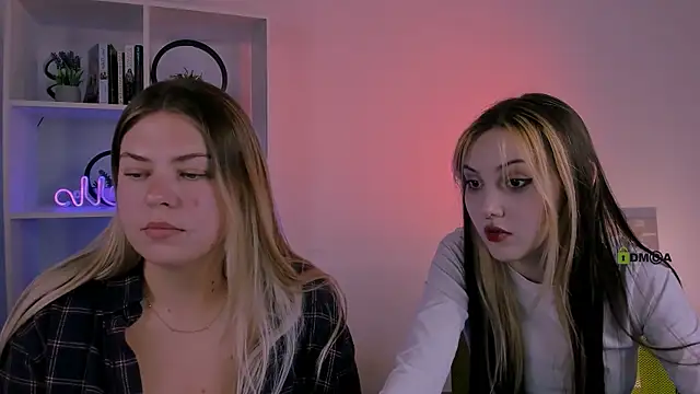 luna tin online show from October 3, 2025, 7:15 pm