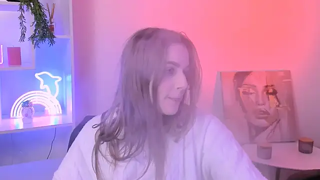 luna tin online show from October 16, 2025, 12:30 am